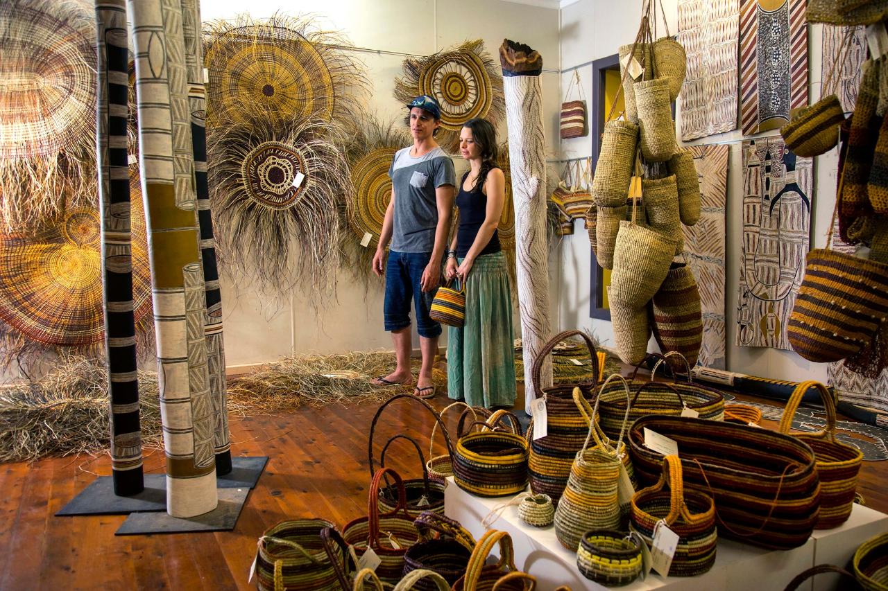 LirrwiArtCentreTour_lg LirrwiArtCentreTour_lg