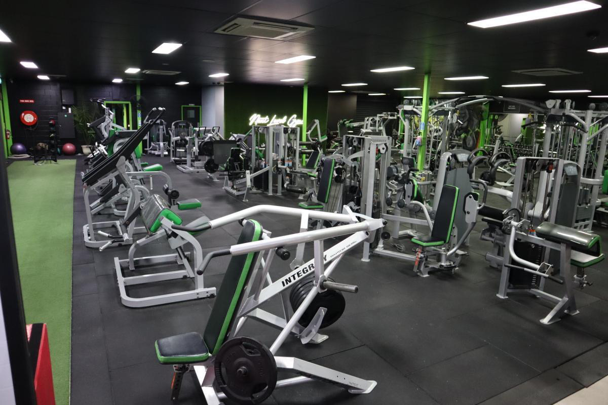0DC888F2-2F22-42BE-870D-C4233C2D8BBC gym equipment and clean room darwin northern territory